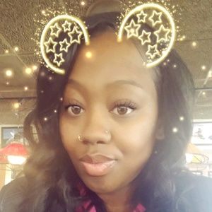 Meet your Posher, Keisha